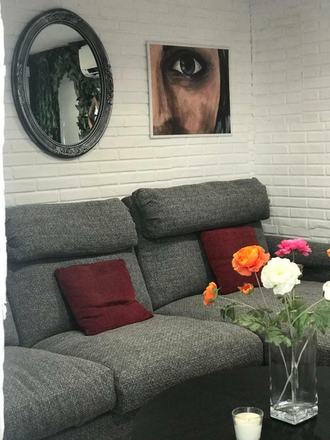 Guest House Gabriela Keratea Экстерьер фото